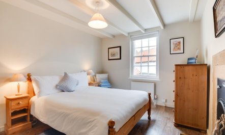 2 Bed in Whitby 3