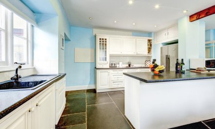 7 Bed in Kingsbridge 7