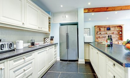 7 Bed in Kingsbridge 8