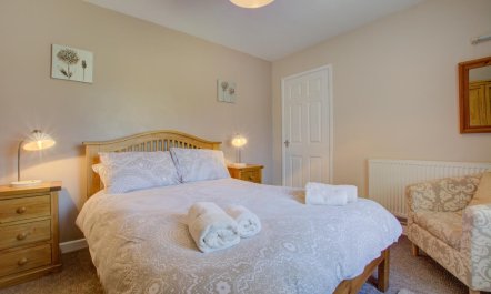 2 Bed in Burnham Market 6