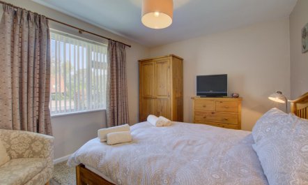 2 Bed in Burnham Market 7