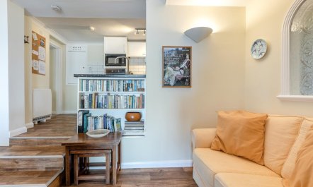 3 Bed in Clifton Court 4