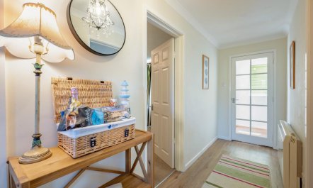 2 Bed in Langham 9