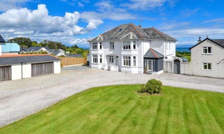 5 Bed in Pwllheli