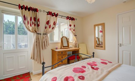 2 Bed in Blofield Heath 6