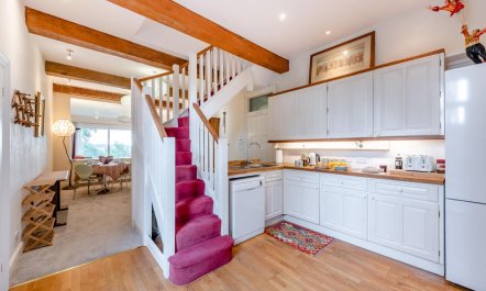 2 Bed in Battle 9