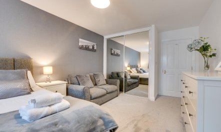 2 Bed in Whitby 7