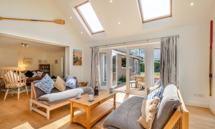 4 Bed in Sheringham 9