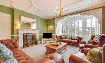 4 Bed in Scarborough 2