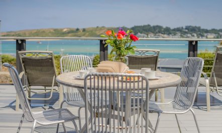 2 Bed in Padstow 1