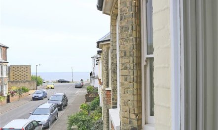 1 Bed in Southwold 5