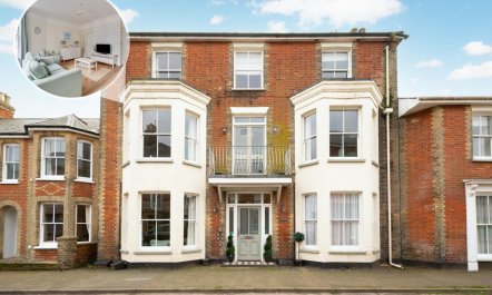 1 Bed in Southwold 9