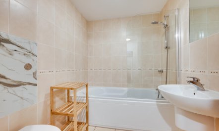 3 Bed in Swanage