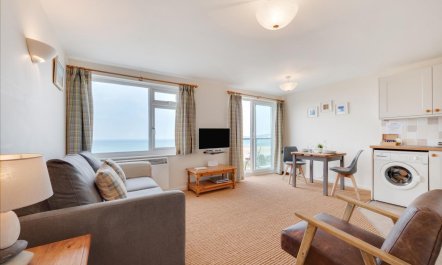 1 Bed in Clifton Court 3