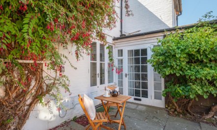 1 Bed in Southwold 6