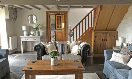 3 Bed in Blaenau Ffestiniog 2