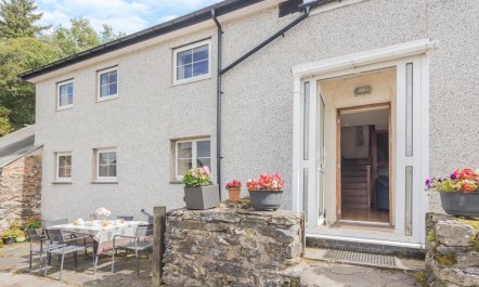 3 Bed in Bala