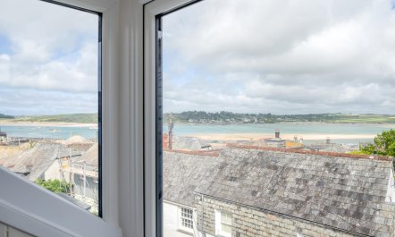 4 Bed in Padstow 4