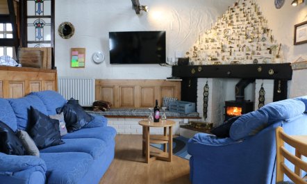 3 Bed in Llanfairpwllgwyngyll 1