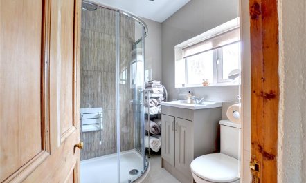 3 Bed in Llanfairpwllgwyngyll 2