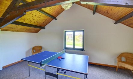 2 Bed in Llandinam 7