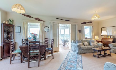 4 Bed in Worth Matravers 2