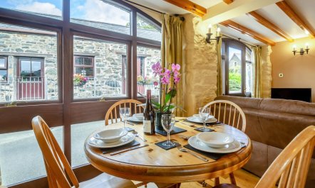 2 Bed in Llanrwst 2