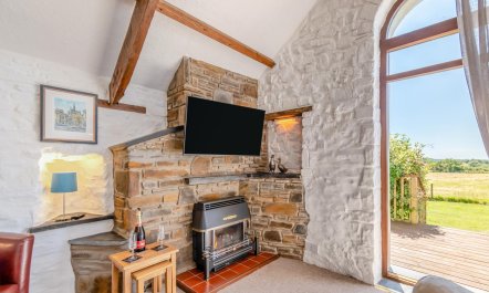 2 Bed in Haverfordwest 3