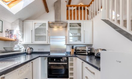 2 Bed in Haverfordwest 5