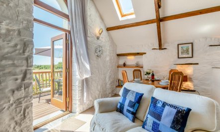 2 Bed in Haverfordwest 8