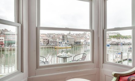 3 Bed in Whitby