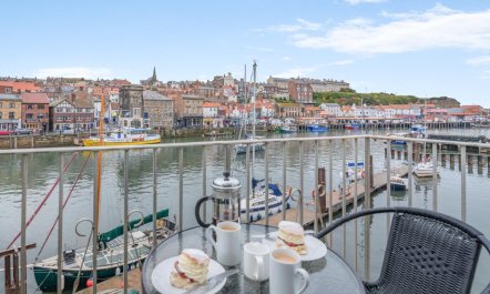 3 Bed in Whitby 4