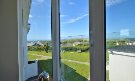 2 Bed in Padstow 8