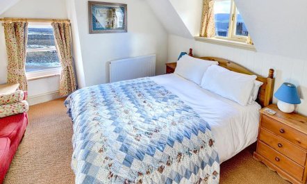 1 Bed in Whitby 8