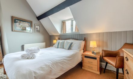 1 Bed in Whitby 5