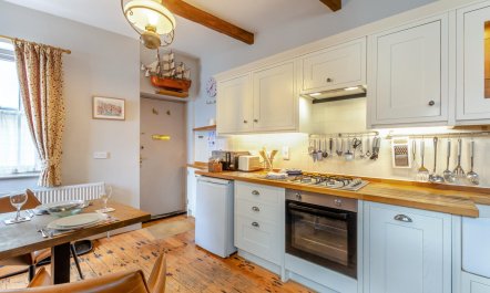 1 Bed in Whitby 3