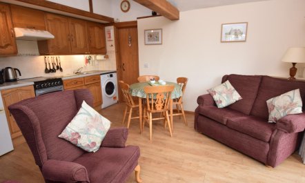 2 Bed in Nr Hailsham 2