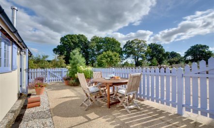 1 Bed in Biddenden 6