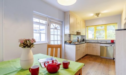 4 Bed in Ilkley 8
