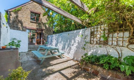 4 Bed in Westward Ho! 1