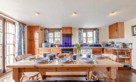 4 Bed in Westward Ho! 4
