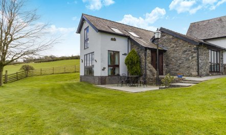 2 Bed in Caersws
