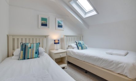 2 Bed in St Ives 6