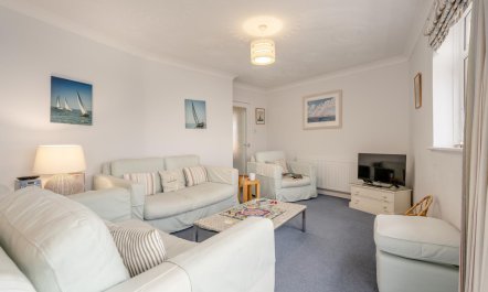 3 Bed in Swanage 4