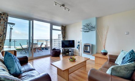 2 Bed in Newquay