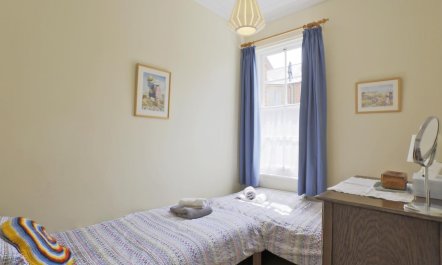 2 Bed in Southwold 8