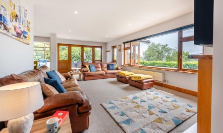 5 Bed in Saundersfoot 1