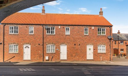 2 Bed in Whitby 2