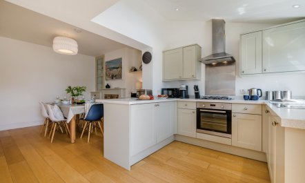 3 Bed in Padstow 4