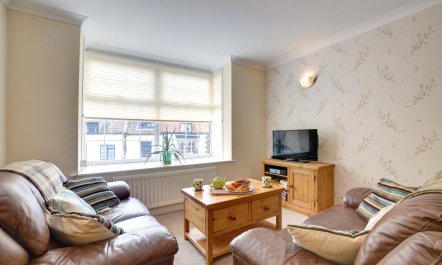 3 Bed in Whitby 3